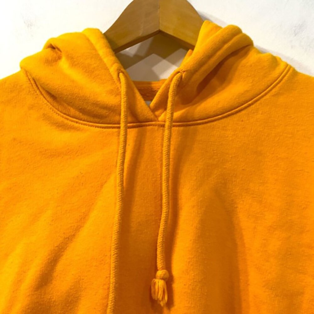 Aritzia TNA Cropped Hoodie Pullover in Dark Yellow/ Orange size M - Picture 2 of 7